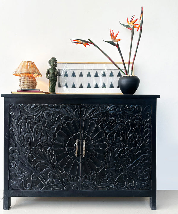 Carvred Coal Console