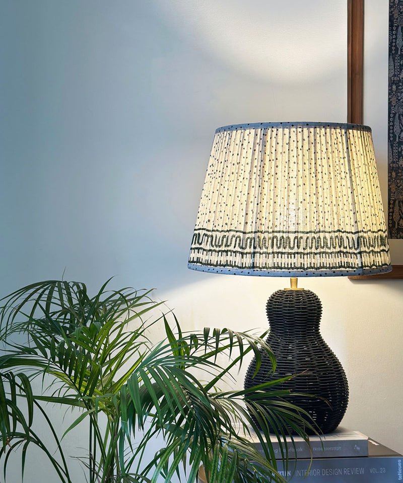 Black Wicker Gourd Table Lamp with Pleated Dot Print Shade
