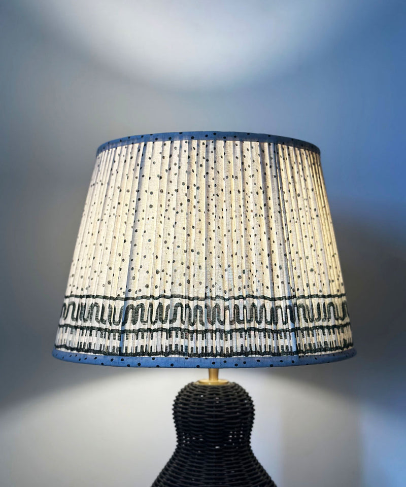 Black Wicker Gourd Table Lamp with Pleated Dot Print Shade