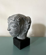 The Contemplative Muse