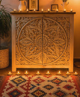 Due Carved Side Board / Console