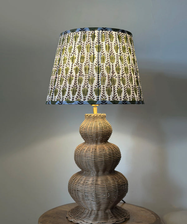 Leaf Trail Cane Lamp