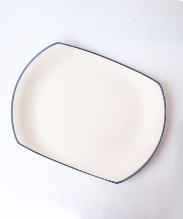 Petite Affluence Textured Serving Tray